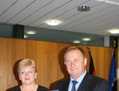 Oberbürgermeister Prasolow mit dem neuen Buch 